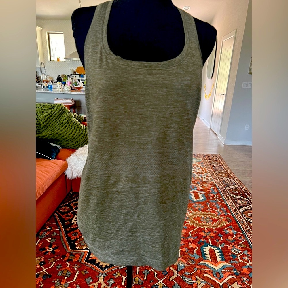 Lululemon Swiftly 2.0 Hip Length